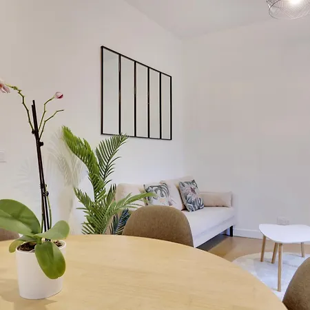Pick A Flat's In Reuilly-diderot - Rue De Reuilly *